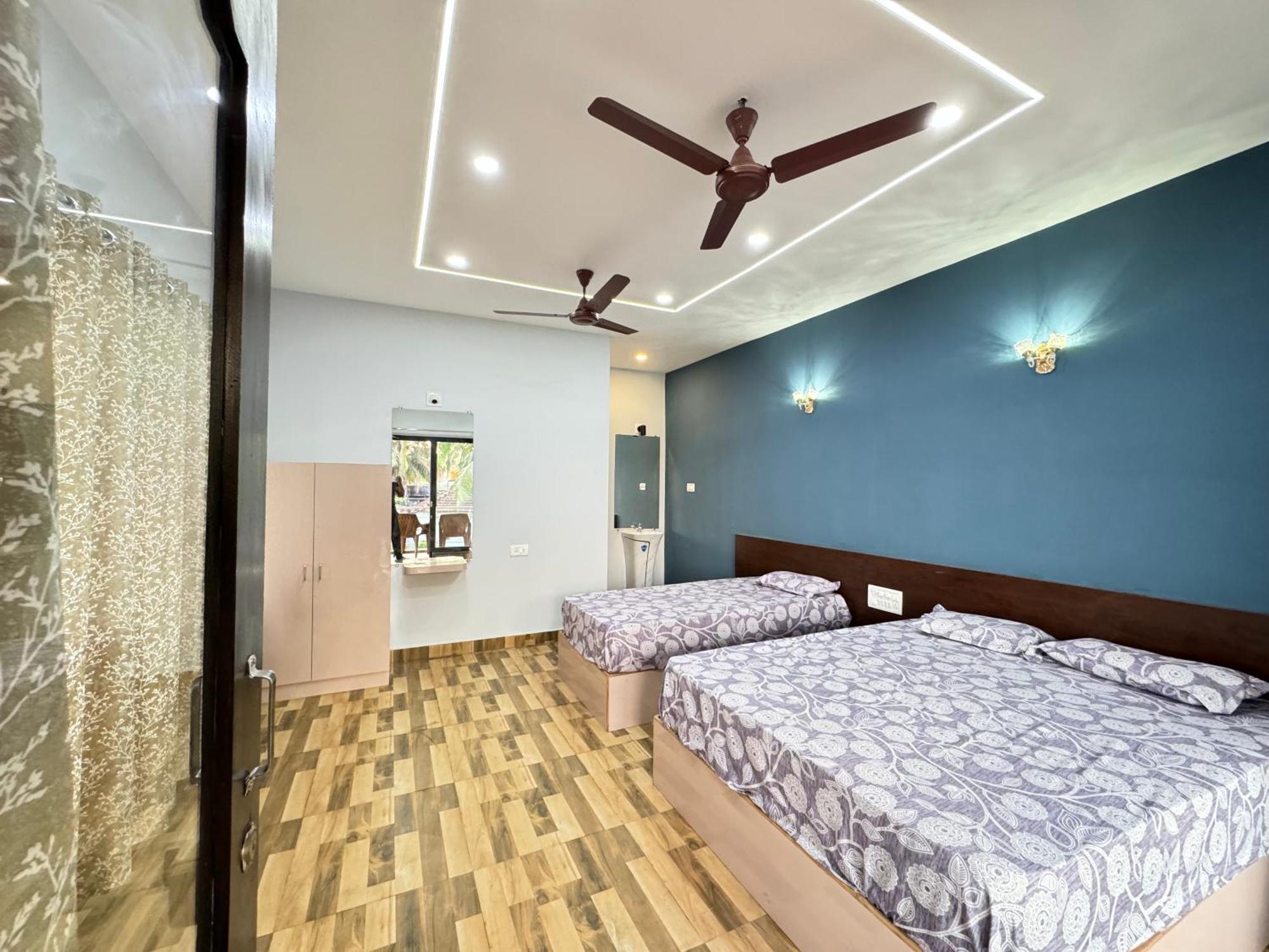 The Glasswater By The Backwater Homestay Kalyānpur Εξωτερικό φωτογραφία