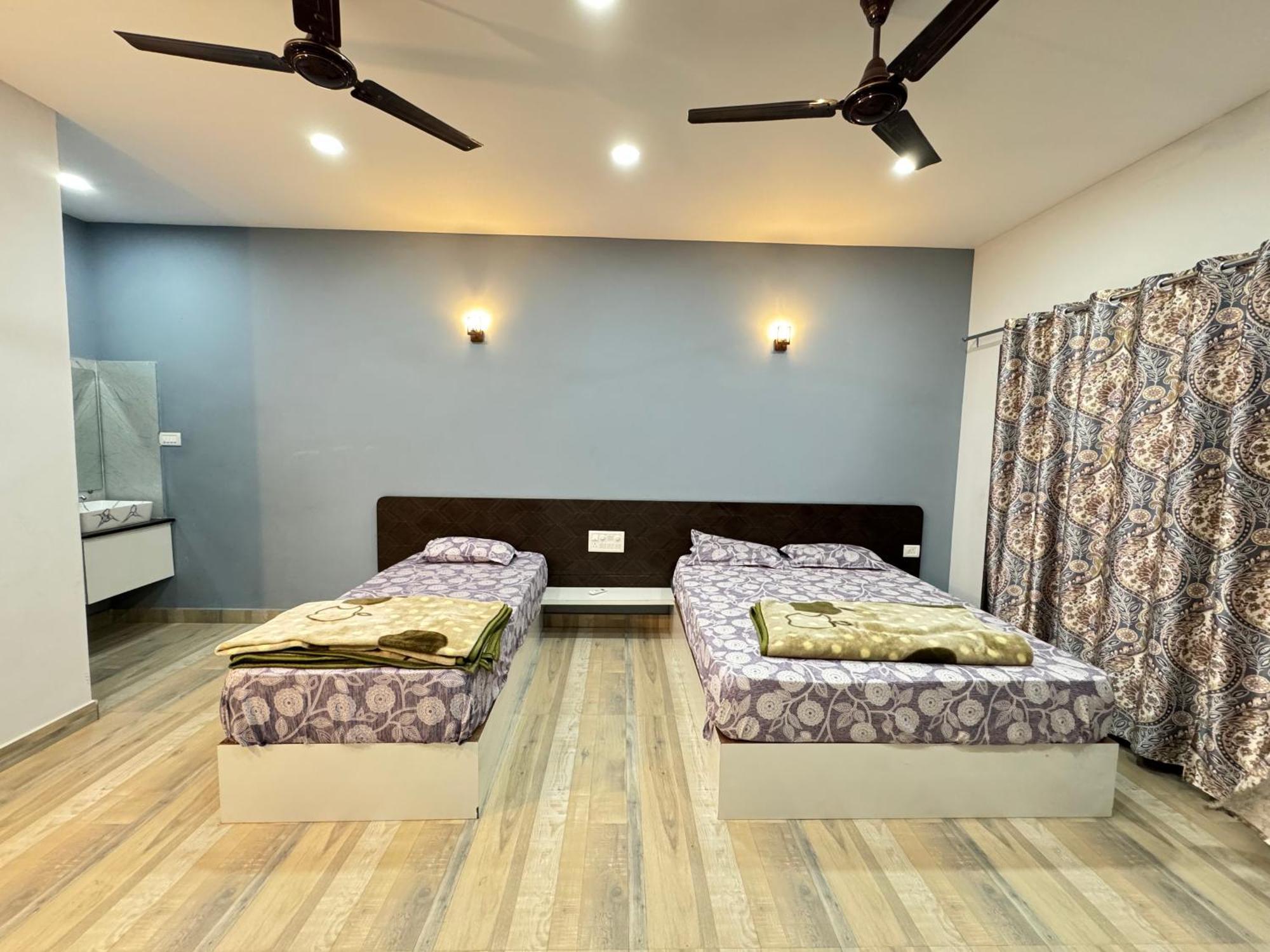 The Glasswater By The Backwater Homestay Kalyānpur Εξωτερικό φωτογραφία